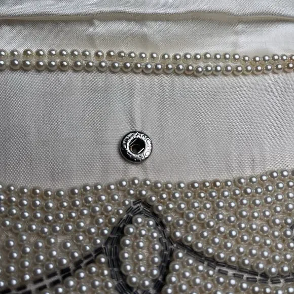 Vintage Pearl Beaded Clutch Handmade Japan Mid Century 8x4 Ivory Butterfly Snap - Picture 12 of 16